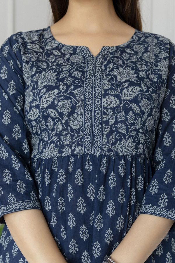 Women Blue Printed Tunic With Three Quaretr Sleeves - Rasiya Supply