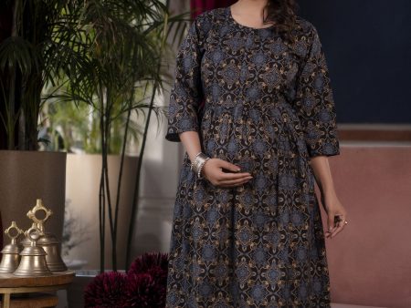 Women Black Printed Flared Maternity Dress - Rasiya Sale